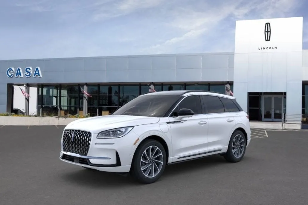 2025 Lincoln Corsair Grand Touring photo 1