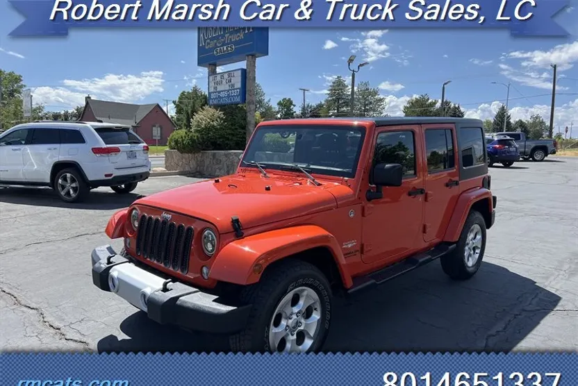 2015 Jeep Wrangler Unlimited Sahara photo 1