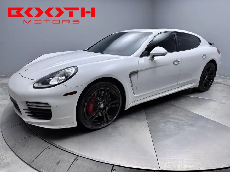 2015 Porsche Panamera Turbo photo 1
