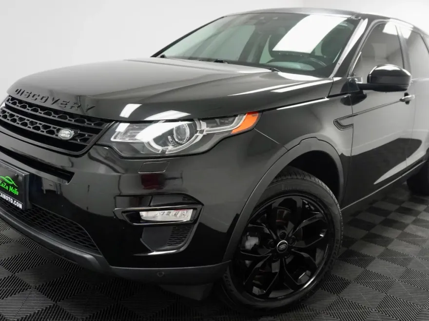 2016 Land Rover Discovery Sport HSE photo 1