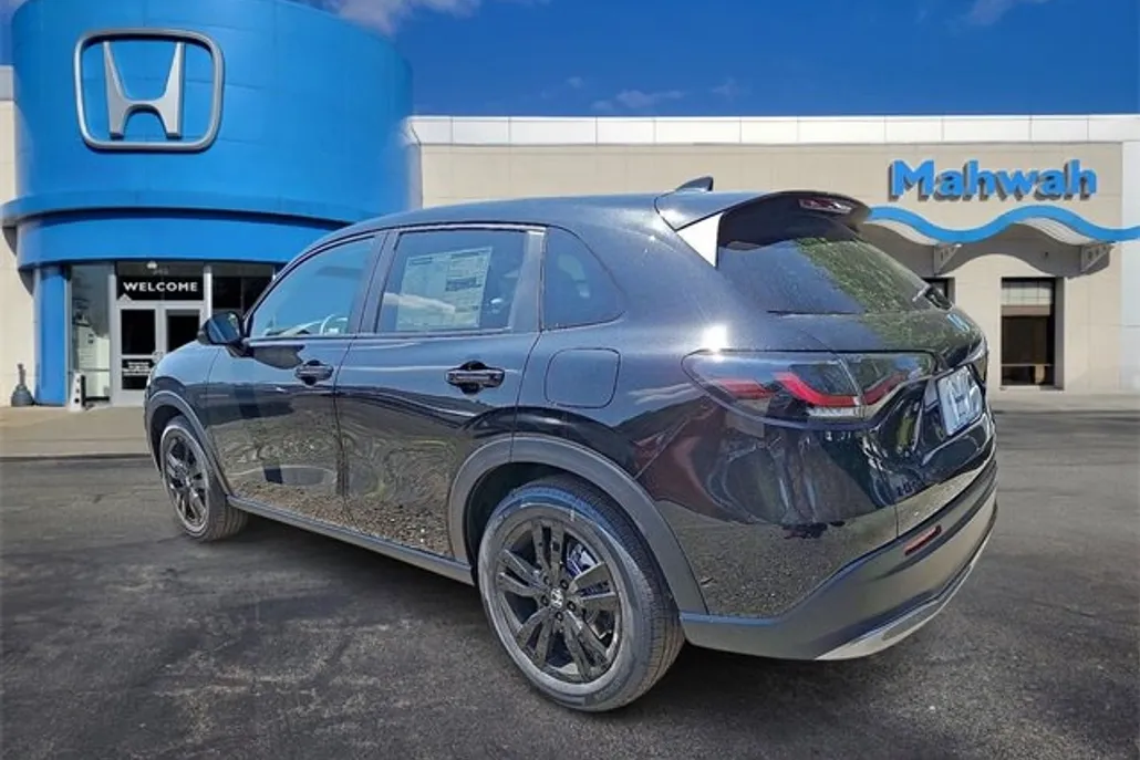 2026 Honda HR-V Sport photo 1