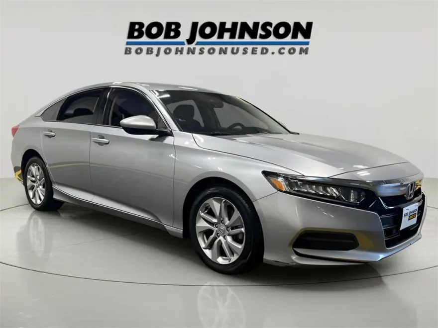 2019 Honda Accord LX 1.5T photo 1