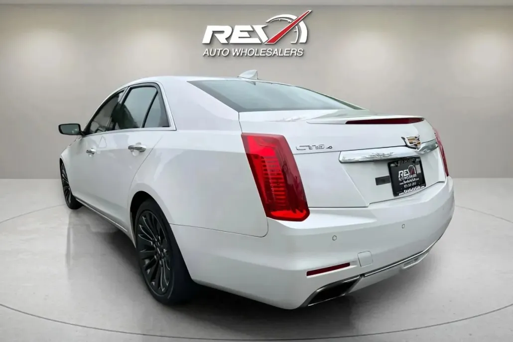 2016 Cadillac CTS Luxury photo 1
