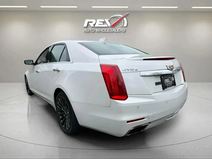 2016 Cadillac CTS Luxury photo 1