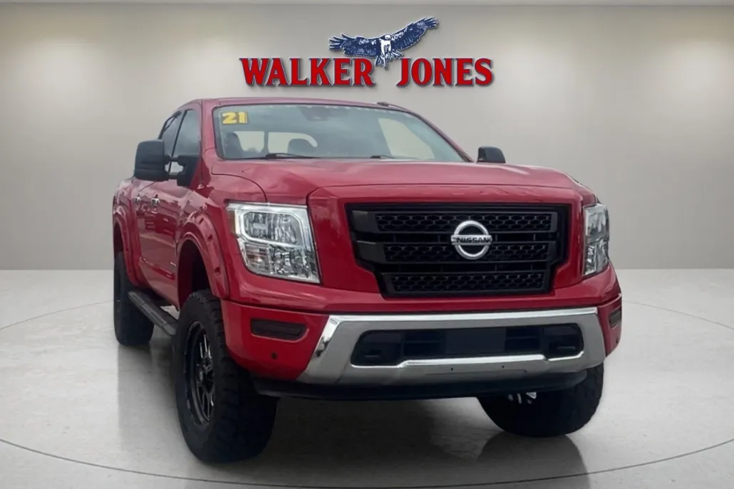 2021 Nissan Titan SV photo 1
