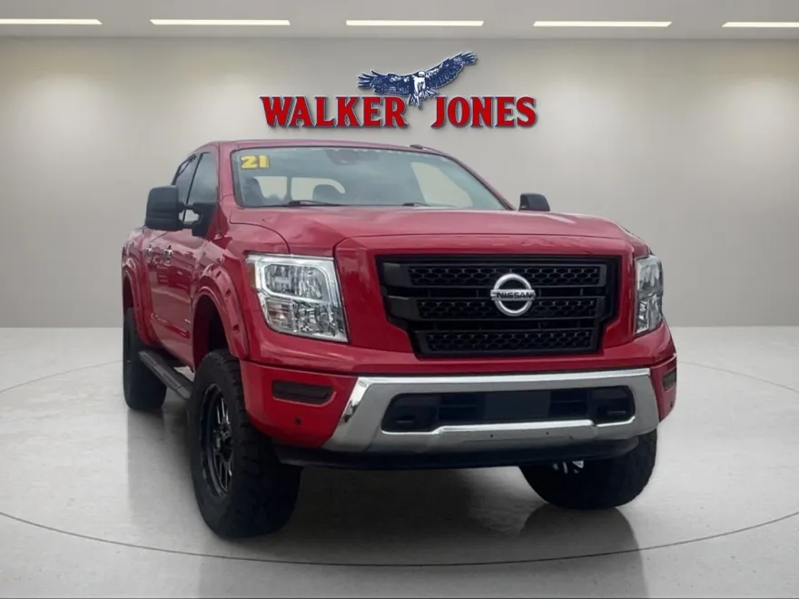 2021 Nissan Titan SV photo 1