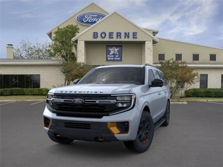 2025 Ford Expedition photo 1