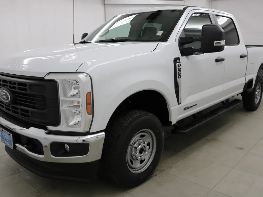 2025 Ford F-250 XL photo 1
