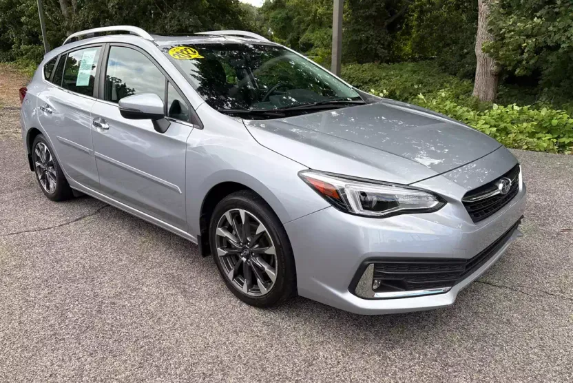 2022 Subaru Impreza Limited photo 1