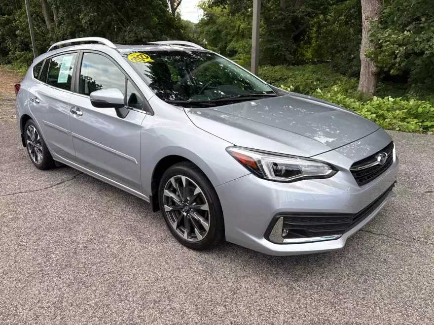 2022 Subaru Impreza Limited photo 1