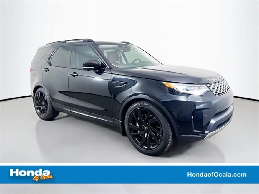 2024 Land Rover Discovery S photo 1
