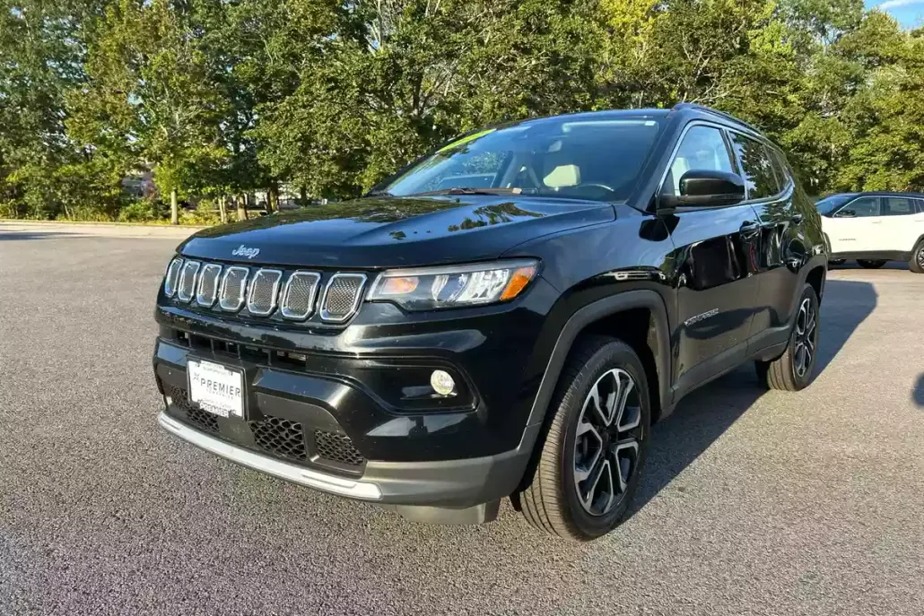 2022 Jeep Compass Limited photo 1