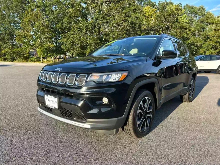 2022 Jeep Compass Limited photo 1