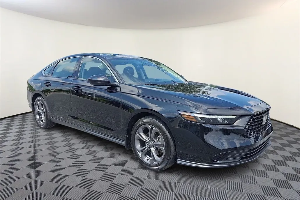 2023 Honda Accord EX photo 1