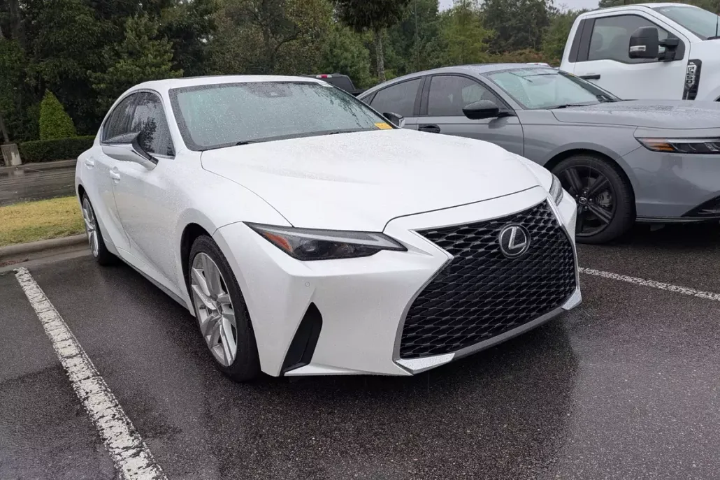 2021 Lexus IS 300 photo 1