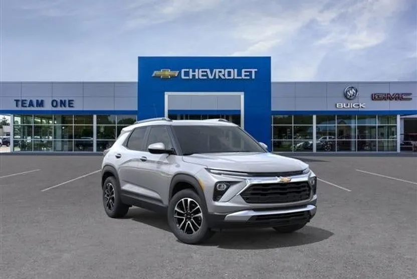 2026 Chevrolet Trailblazer LT photo 1