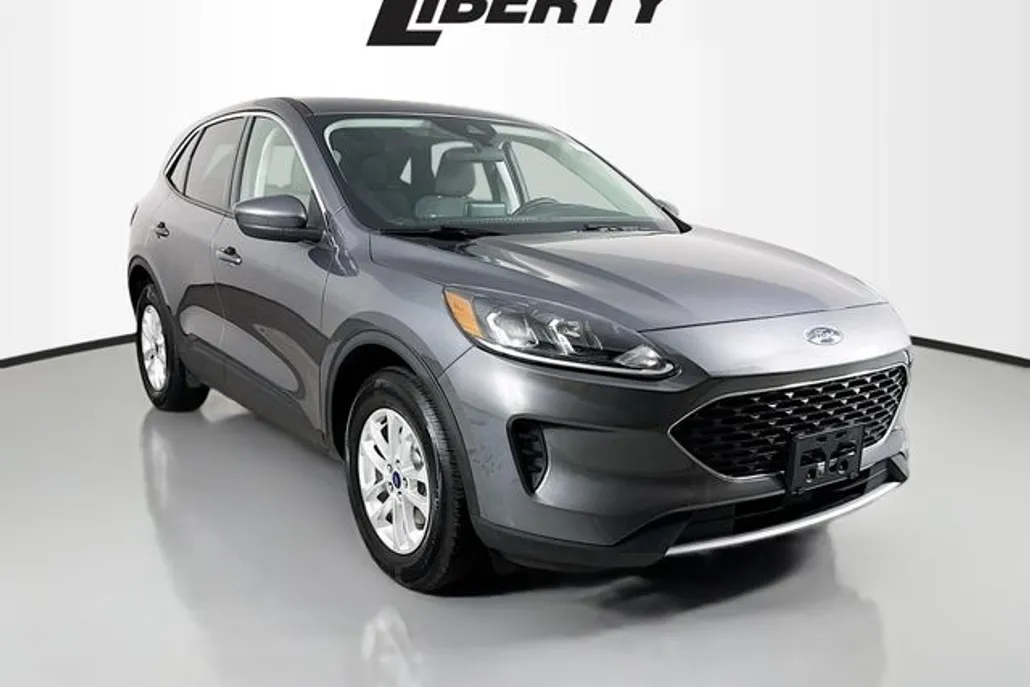 2021 Ford Escape SE photo 1