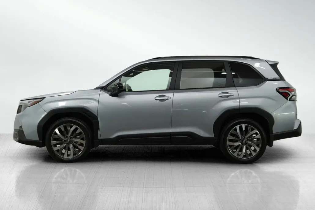 2025 Subaru Forester Touring photo 1
