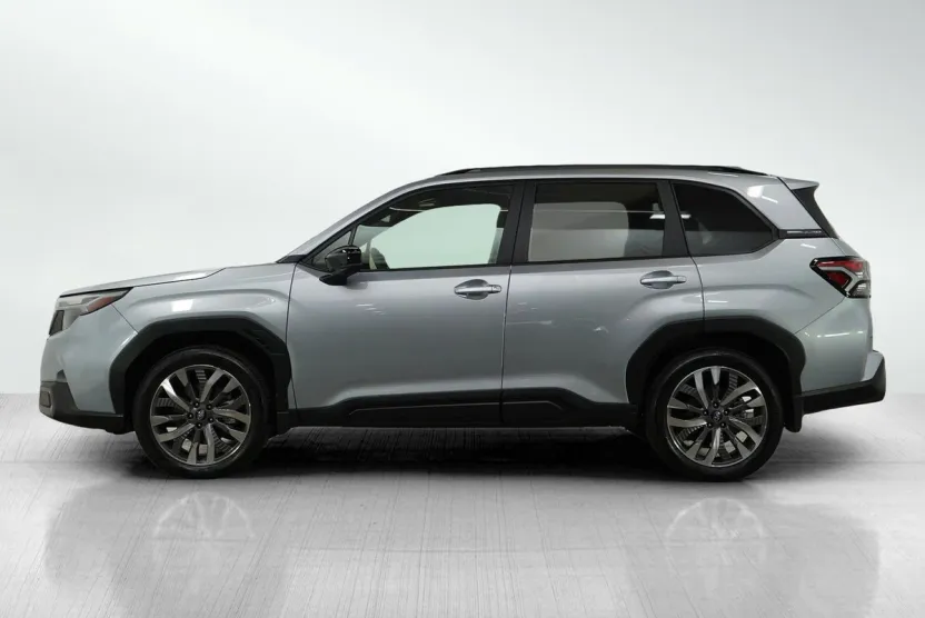 2025 Subaru Forester Touring photo 1