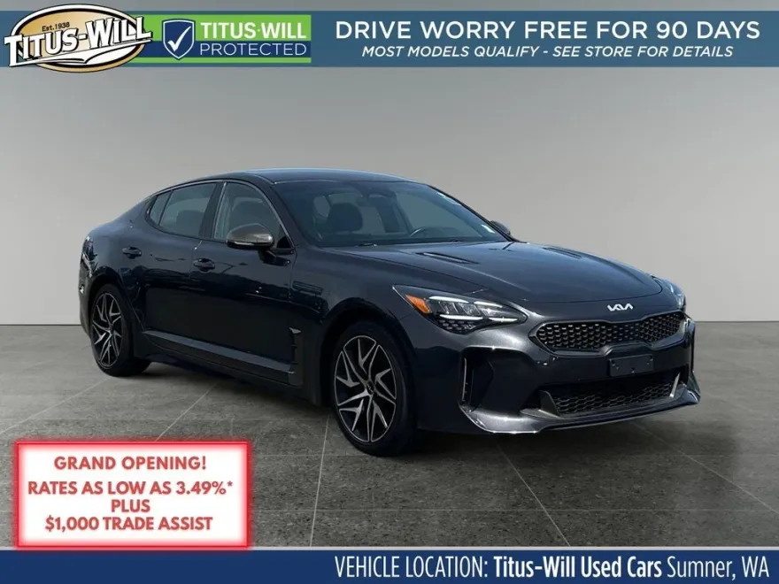 2023 Kia Stinger GT-Line photo 1