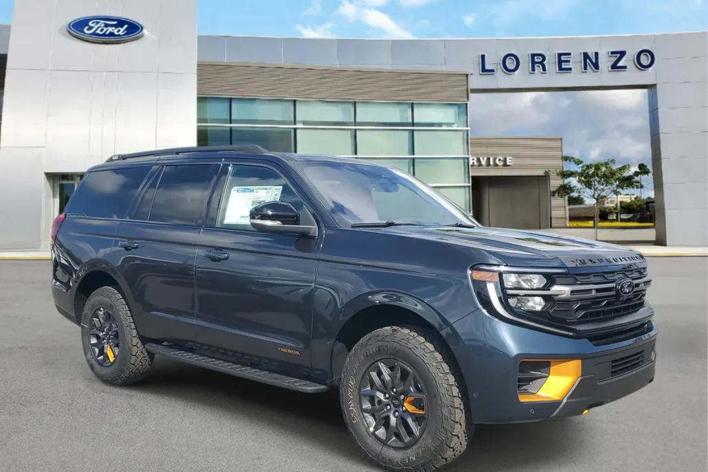 2025 Ford Expedition photo 1