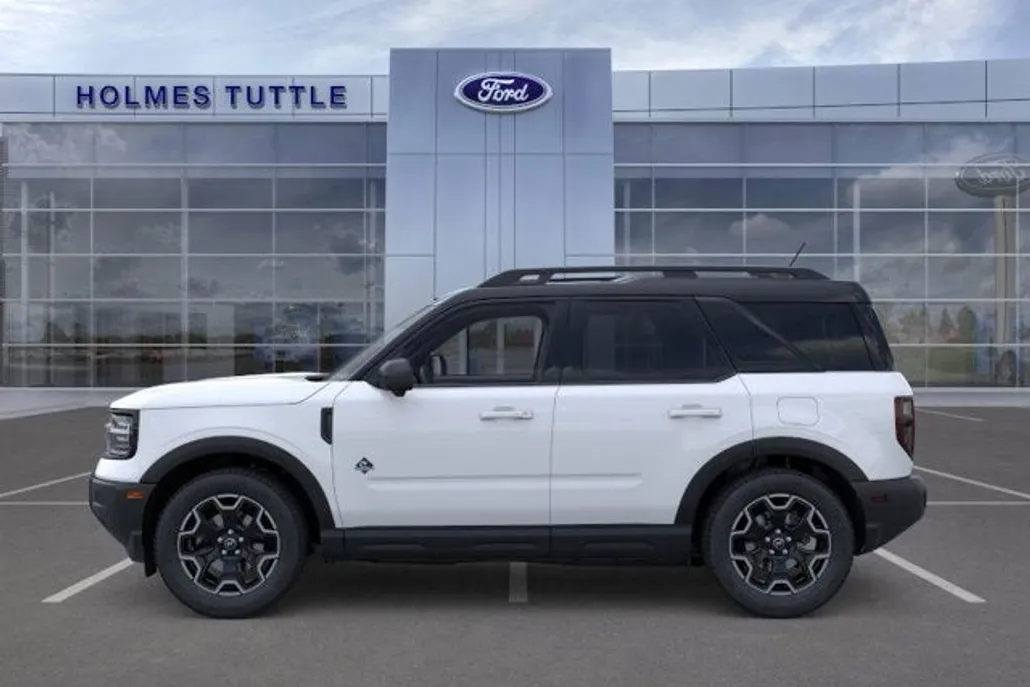 2025 Ford Bronco Sport Outer Banks photo 1