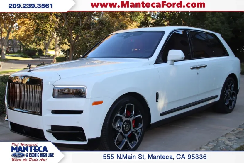 2023 Rolls Royce Cullinan Black Badge photo 1