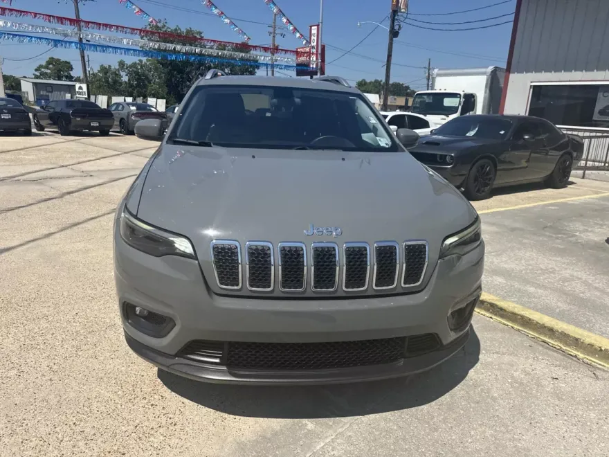 2020 Jeep Cherokee Latitude photo 1