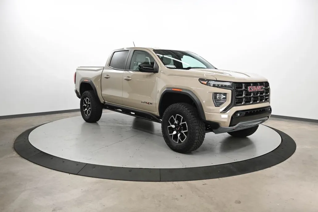 2023 Gmc Canyon AT4X photo 1