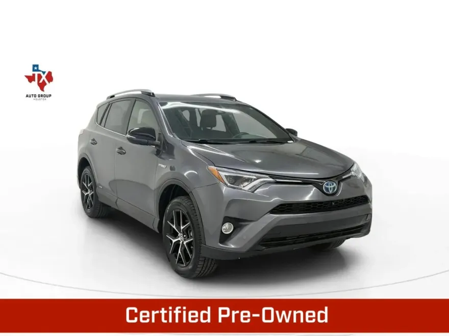 2017 Toyota RAV4 Hybrid SE Sport photo 1