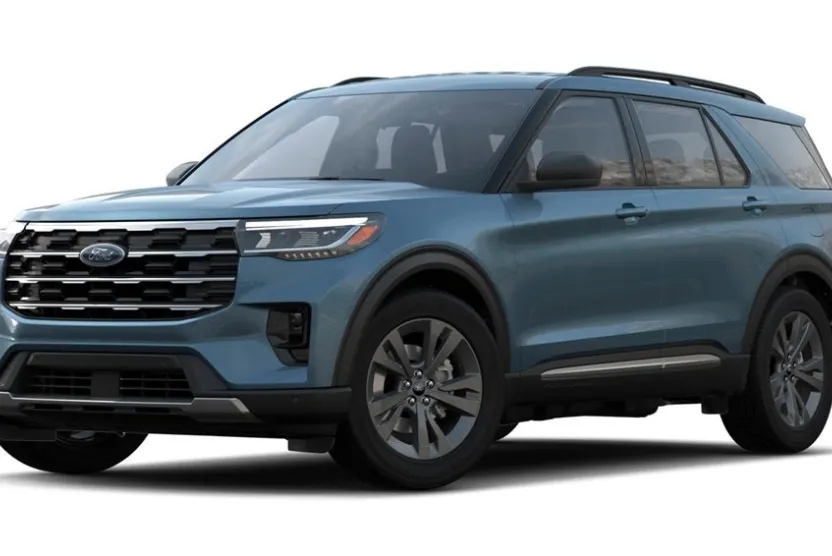 2025 Ford Explorer photo 1