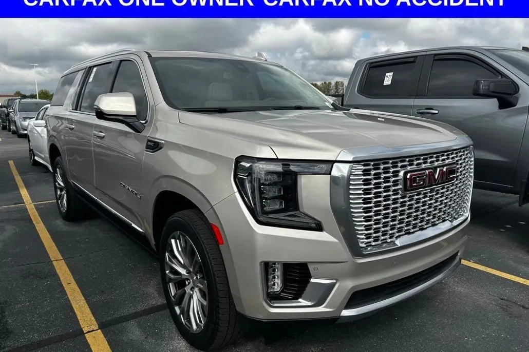 2021 Gmc Yukon XL Denali photo 1