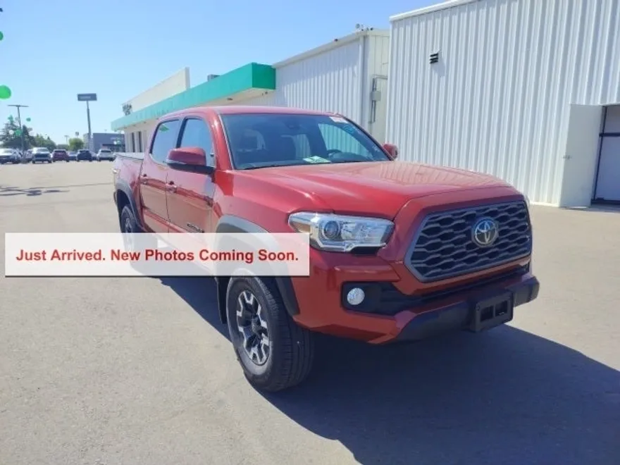 2021 Toyota Tacoma TRD Off-Road V6 photo 1
