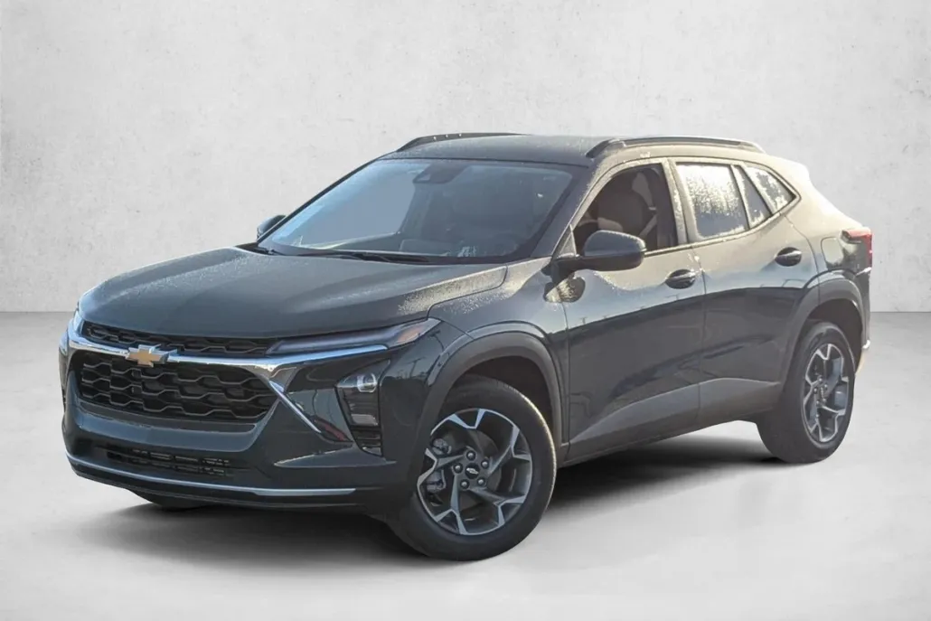 2026 Chevrolet Trax LT photo 1