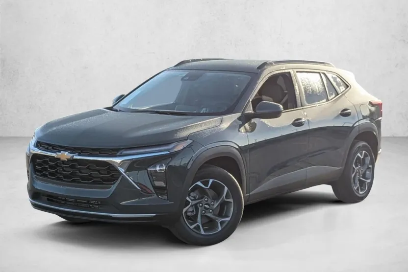 2026 Chevrolet Trax LT photo 1