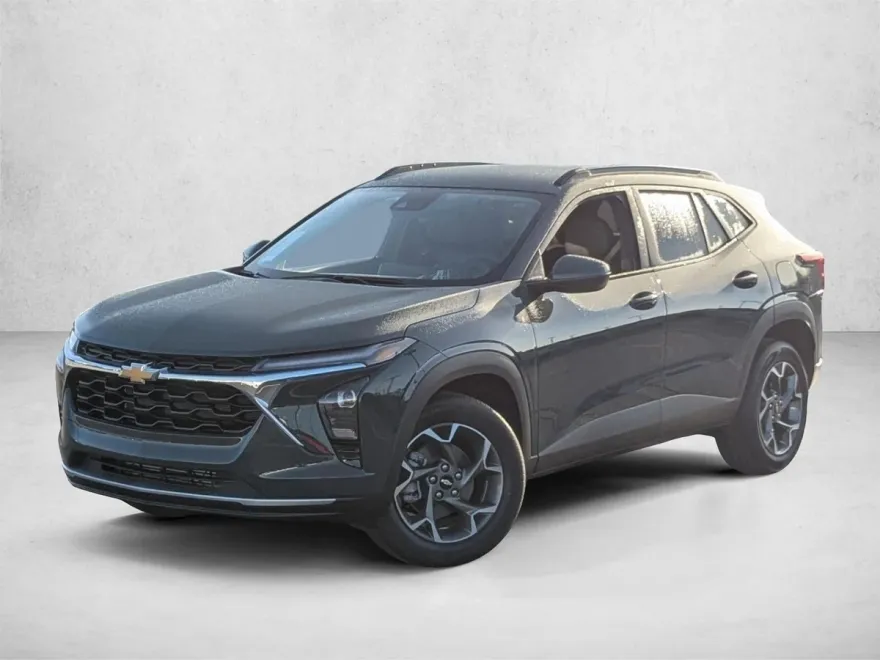 2026 Chevrolet Trax LT photo 1