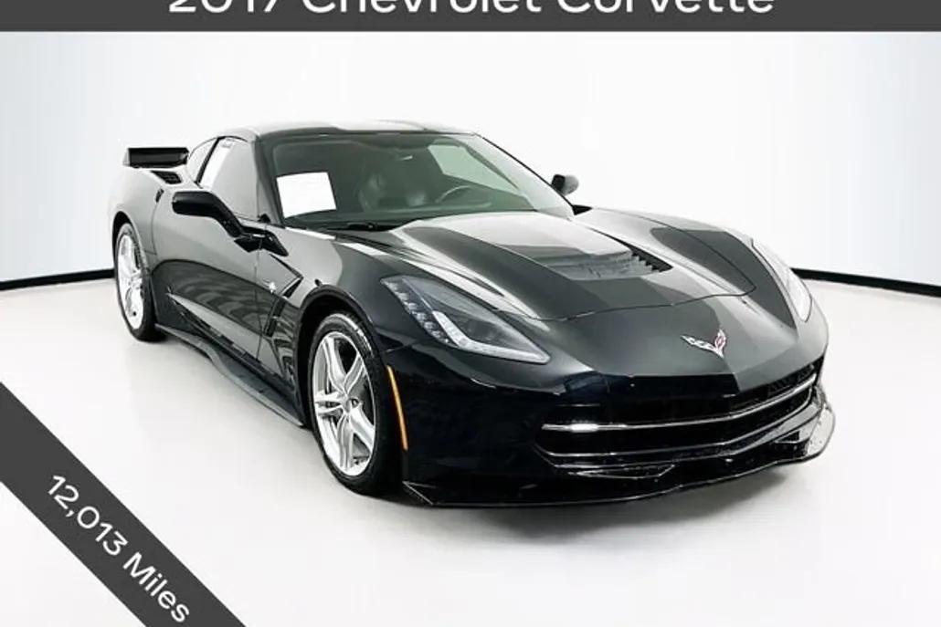 2017 Chevrolet Corvette Stingray 1LT photo 1