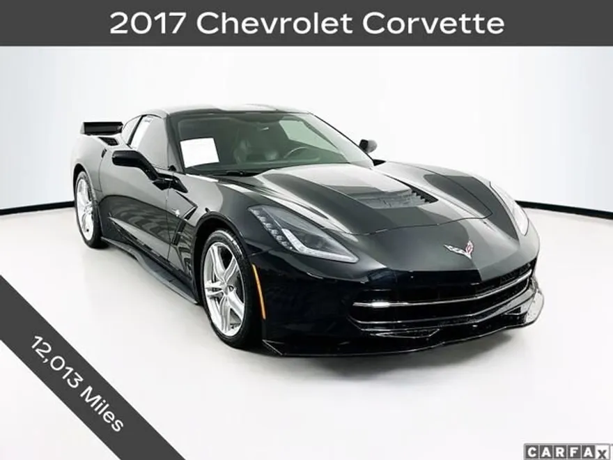 2017 Chevrolet Corvette Stingray 1LT photo 1