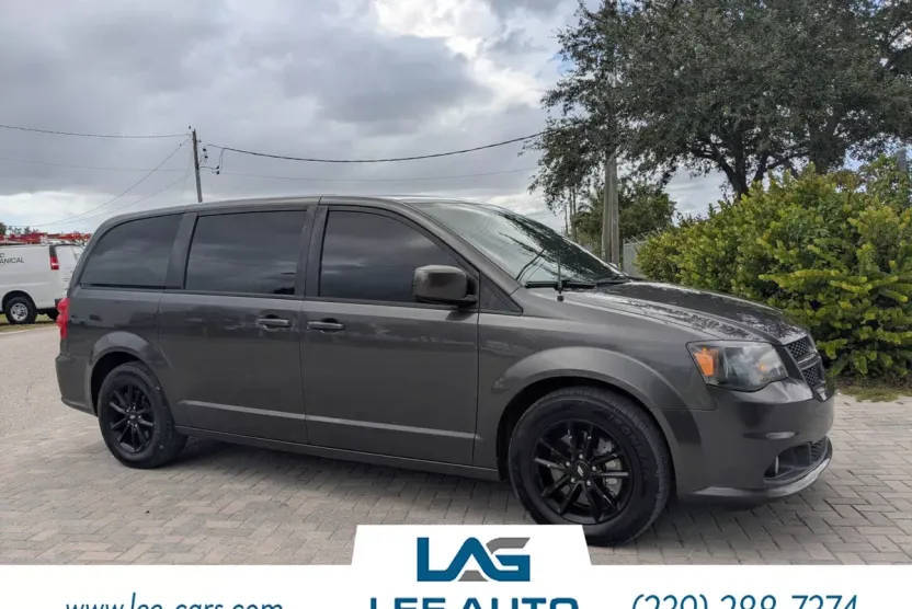 2019 Dodge Grand Caravan GT photo 1