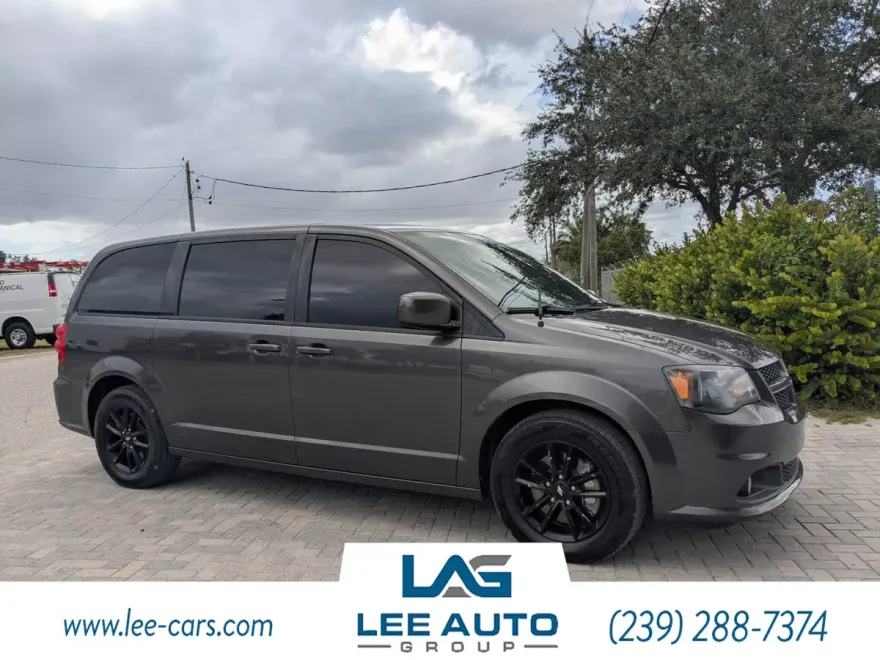 2019 Dodge Grand Caravan GT photo 1