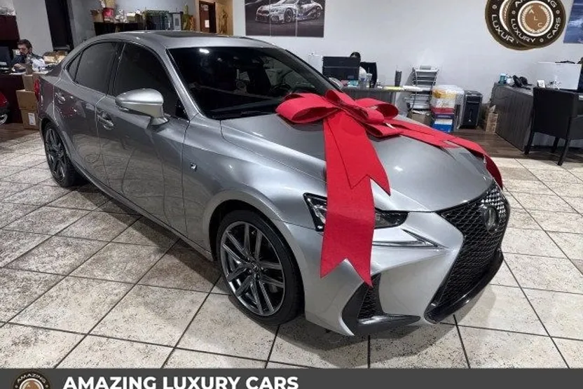 2018 Lexus IS 300 F SPORT photo 1