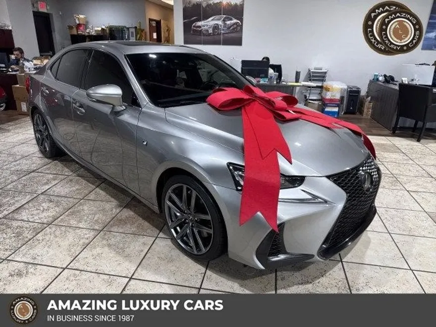 2018 Lexus IS 300 F SPORT photo 1
