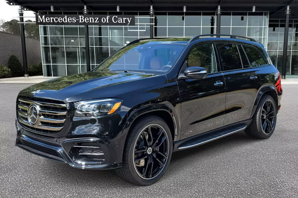 2026 Mercedes Benz GLS 580 4MATIC photo 1