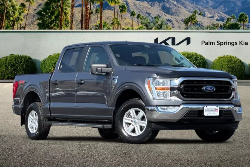 2021 Ford F-150 XLT photo 1