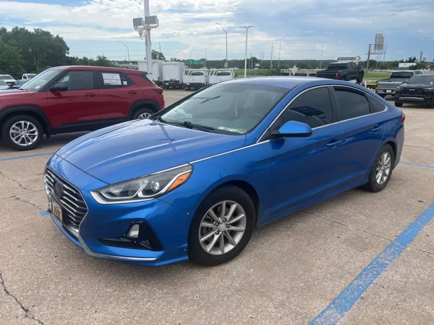 2018 Hyundai Sonata SE photo 1