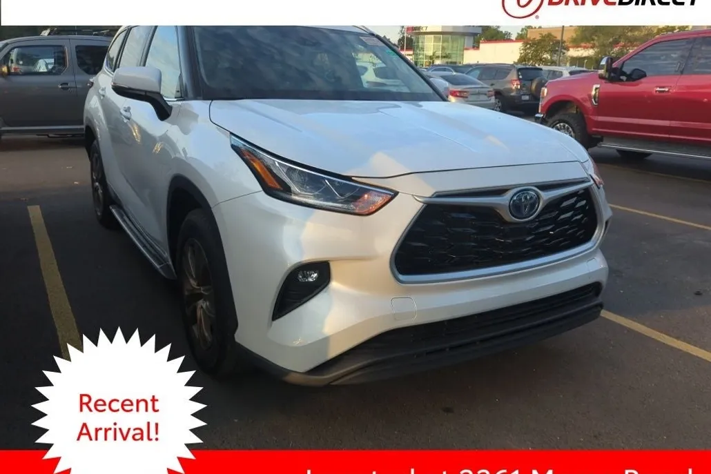 2023 Toyota Highlander Hybrid Bronze Edition photo 1