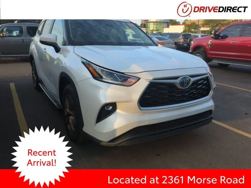 2023 Toyota Highlander Hybrid Bronze Edition photo 1