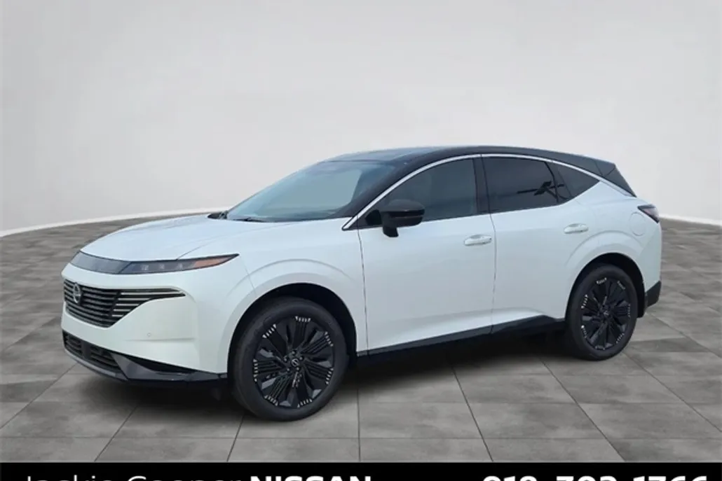 2025 Nissan Murano Platinum photo 1