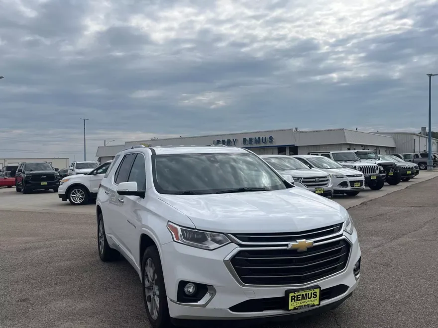 2019 Chevrolet Traverse Premier photo 1