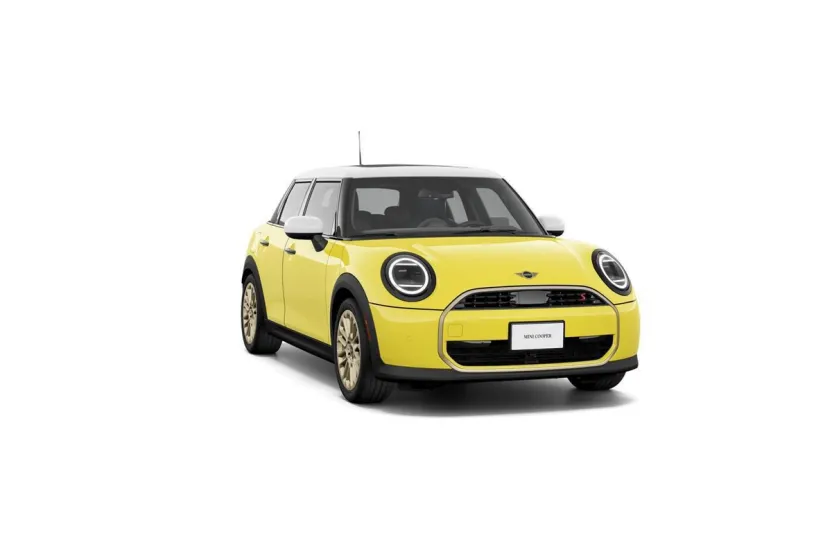 2026 Mini Cooper 4 Door Hardtop Signature photo 1